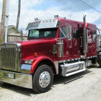Headrick's Body Shop - Gallery Image