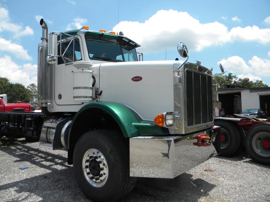 Headrick's Body Shop - Gallery Image