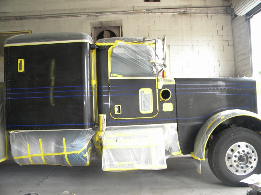 Headrick's Body Shop - Gallery Image
