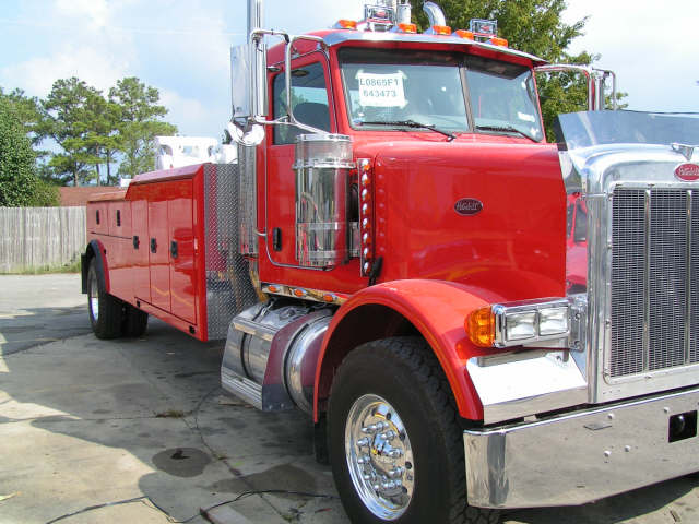 Headrick's Body Shop - Gallery Image