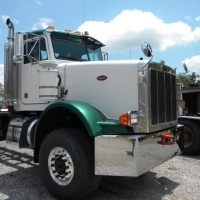 Headrick's Body Shop - Gallery Image