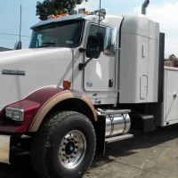 Headrick's Body Shop - Gallery Image